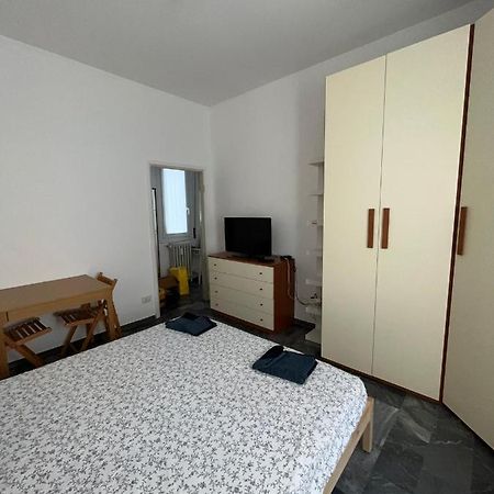 Bilocale Roggia Scagna 7 Apartment Milan Luaran gambar