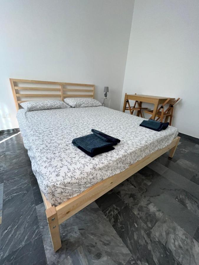 Bilocale Roggia Scagna 7 Apartment Milan Luaran gambar